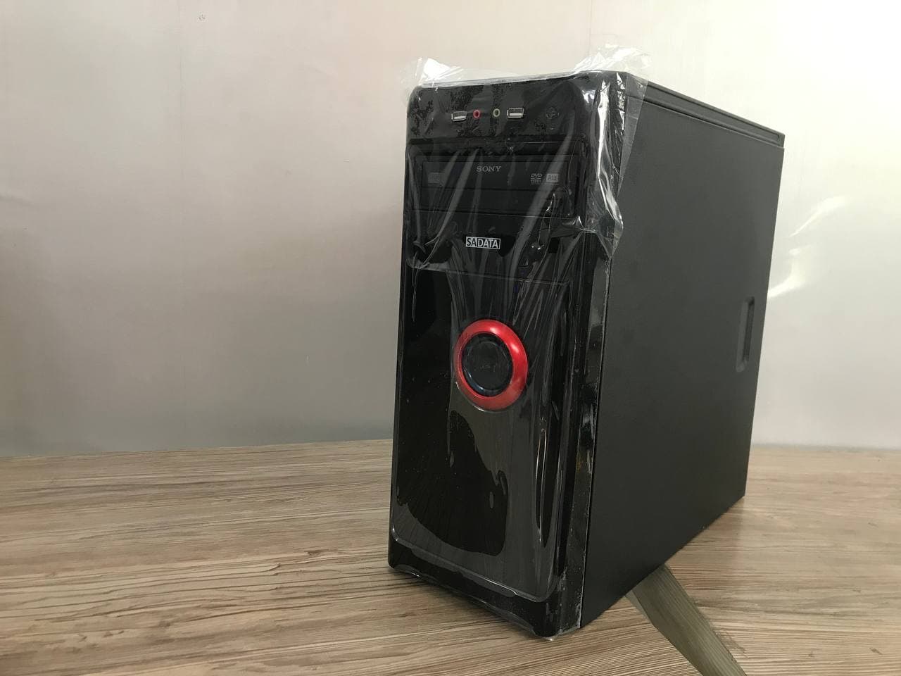 کیس گیمینگ طراحی اداری خانگی CORI5 رم 16 گیگ هارد 500 گیگ گرافیک 8 گیگ DDR5 کد C5 با گارانتی